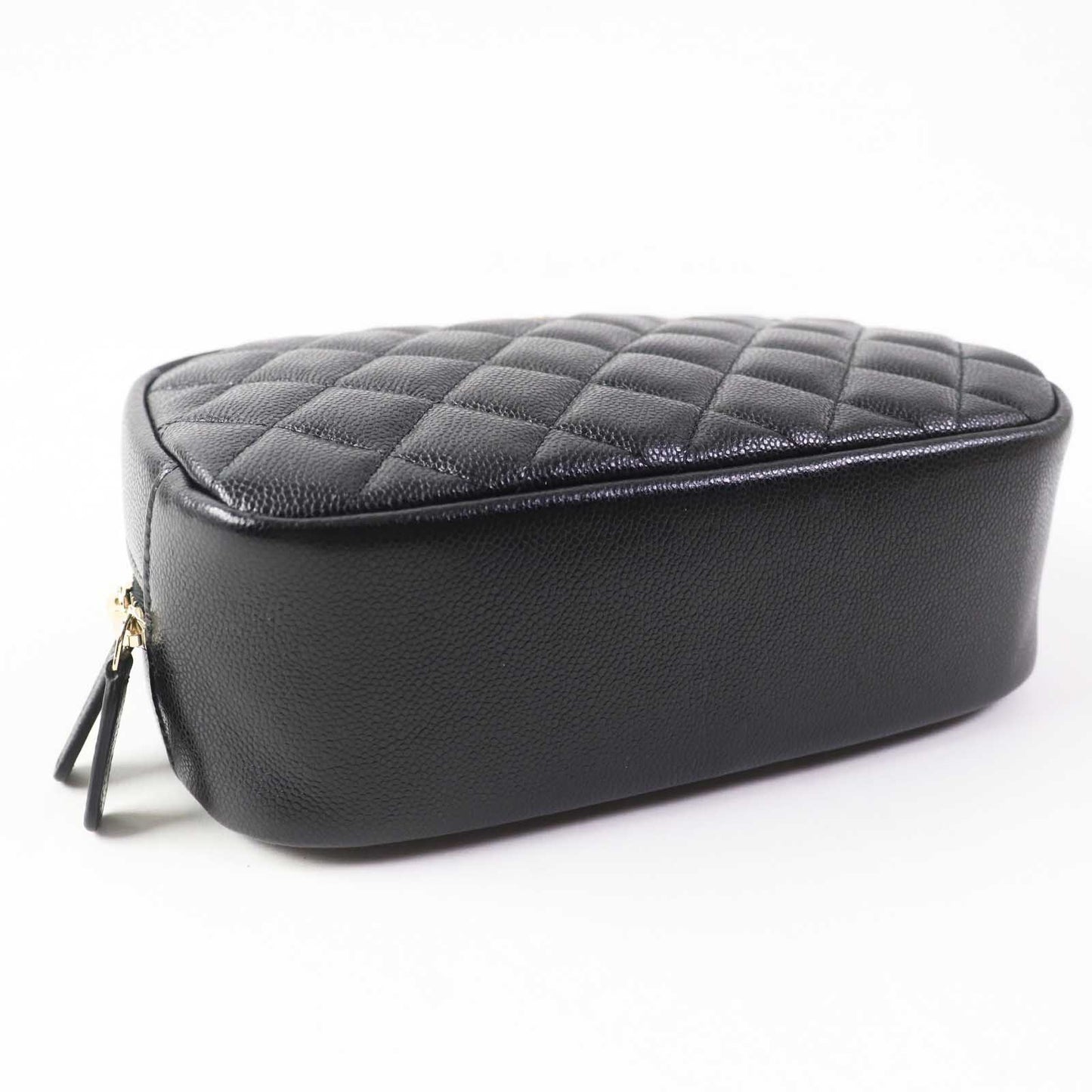 Chanel Pouch A80910 Caviar Skin Black Matrasse Women Used Authentic