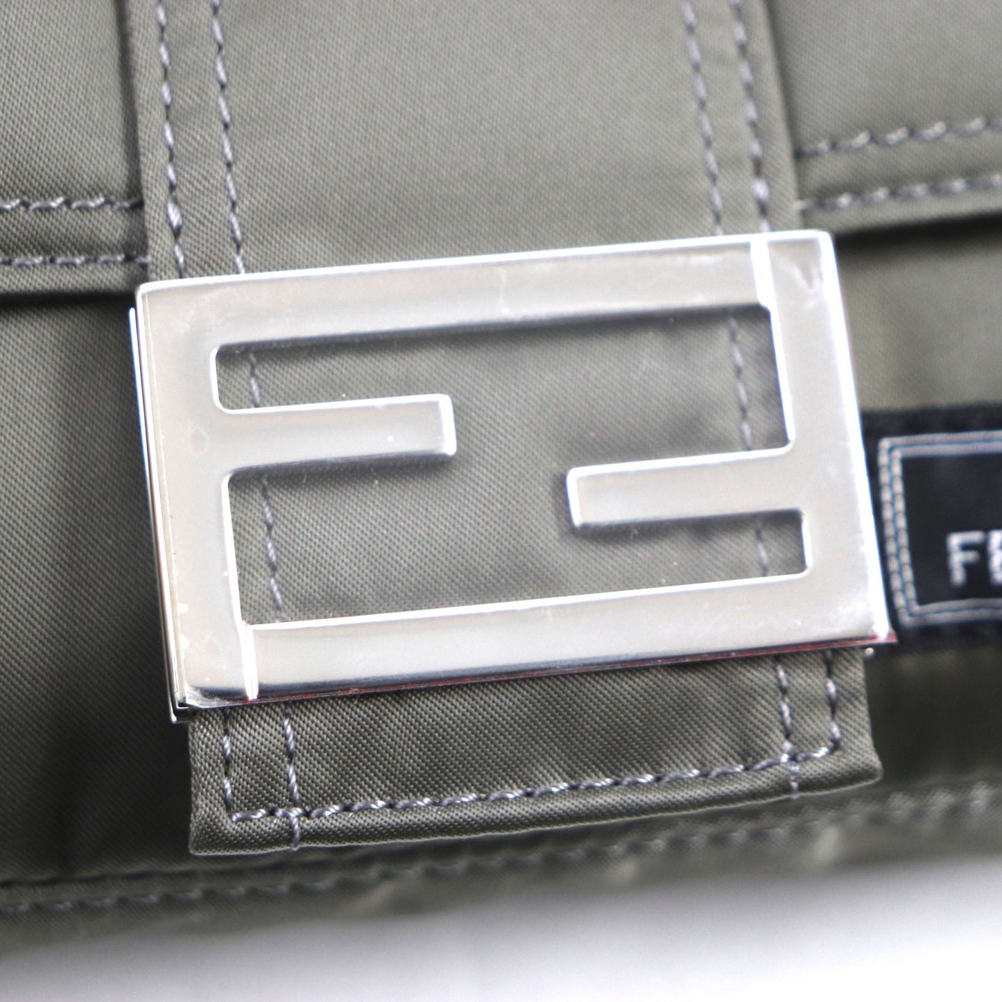 Fendi Sling Bag 7 As138 Main: Nylon, Part: Leather Gray Type Bucket Mini Phone Case Mens Used Authentic