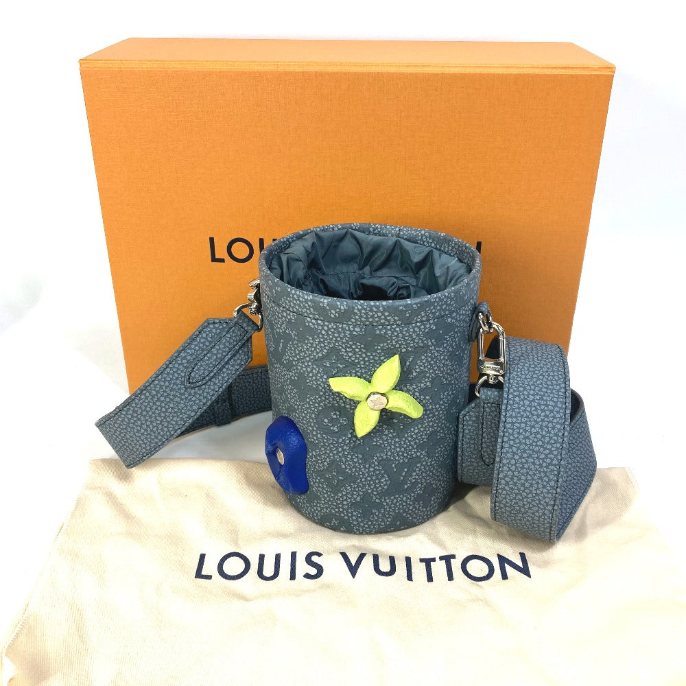 Louis Vuitton Shoulder Bag M81572 Taurillon Clemence Leather Gray Taurillon Clemence Climbing Chalk Pouch Mens Used Authentic