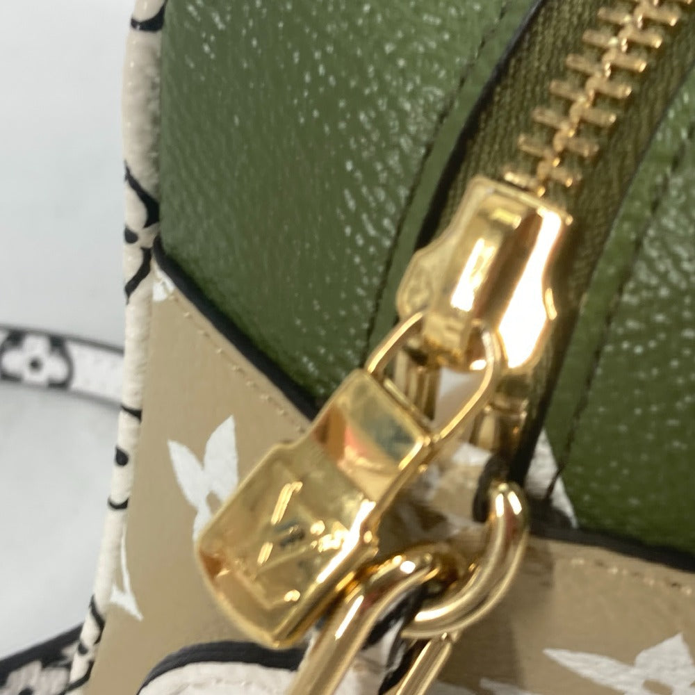 Louis Vuitton Shoulder Bag M67610 Monogram Giant Canvas, Plastics Khaki Monogram Giant Beach Porch Women Used Authentic