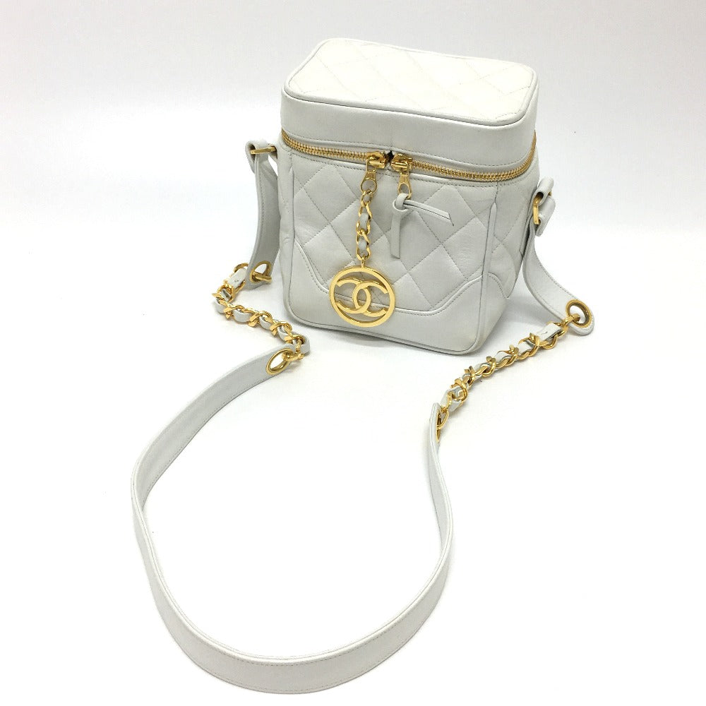 Chanel Shoulder Bag Lambskin White Cc Coco Mark Matrasse