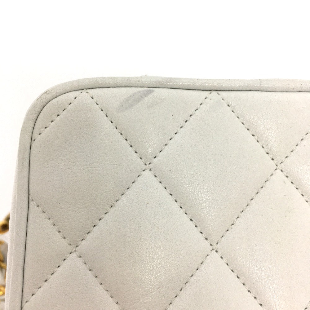 Chanel Shoulder Bag Lambskin White Cc Coco Mark Matrasse