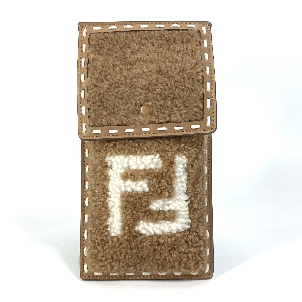 Fendi Pouch 7 As047 Fur, Leather Beige Smartphone Case Phone Pouch Women Used Authentic