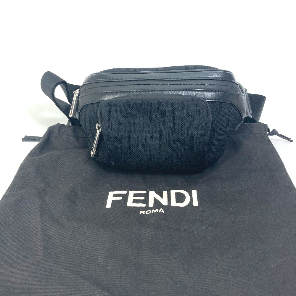 Fendi Sling Bag 7 Va483 Polyamide/Leather Black Crossbody Shoulder Bag Zucca Mesh Mens Used Authentic