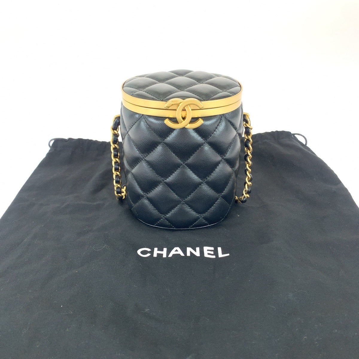 Chanel Shoulder Bag As2640 Lambskin Black Gold Shoulder Bag Vanity Bag Matrasse Coco Mark With Mirror Women Used Authentic