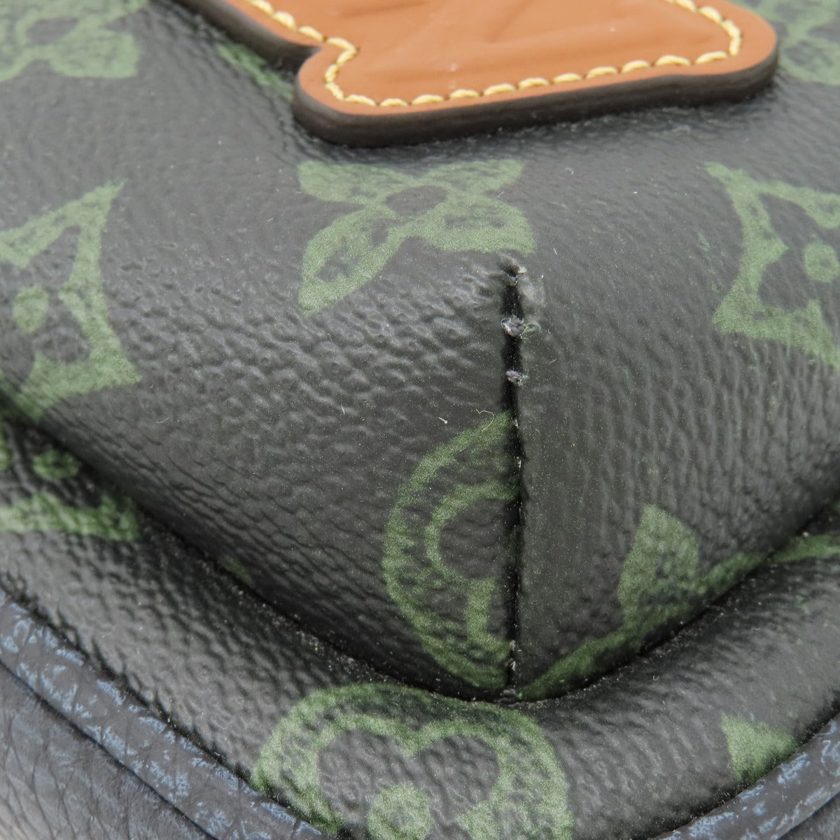 Louis Vuitton Sling Bag M46344 Monogram Canvas Green Avenue Sling Bag Monogram Records Women Used Authentic