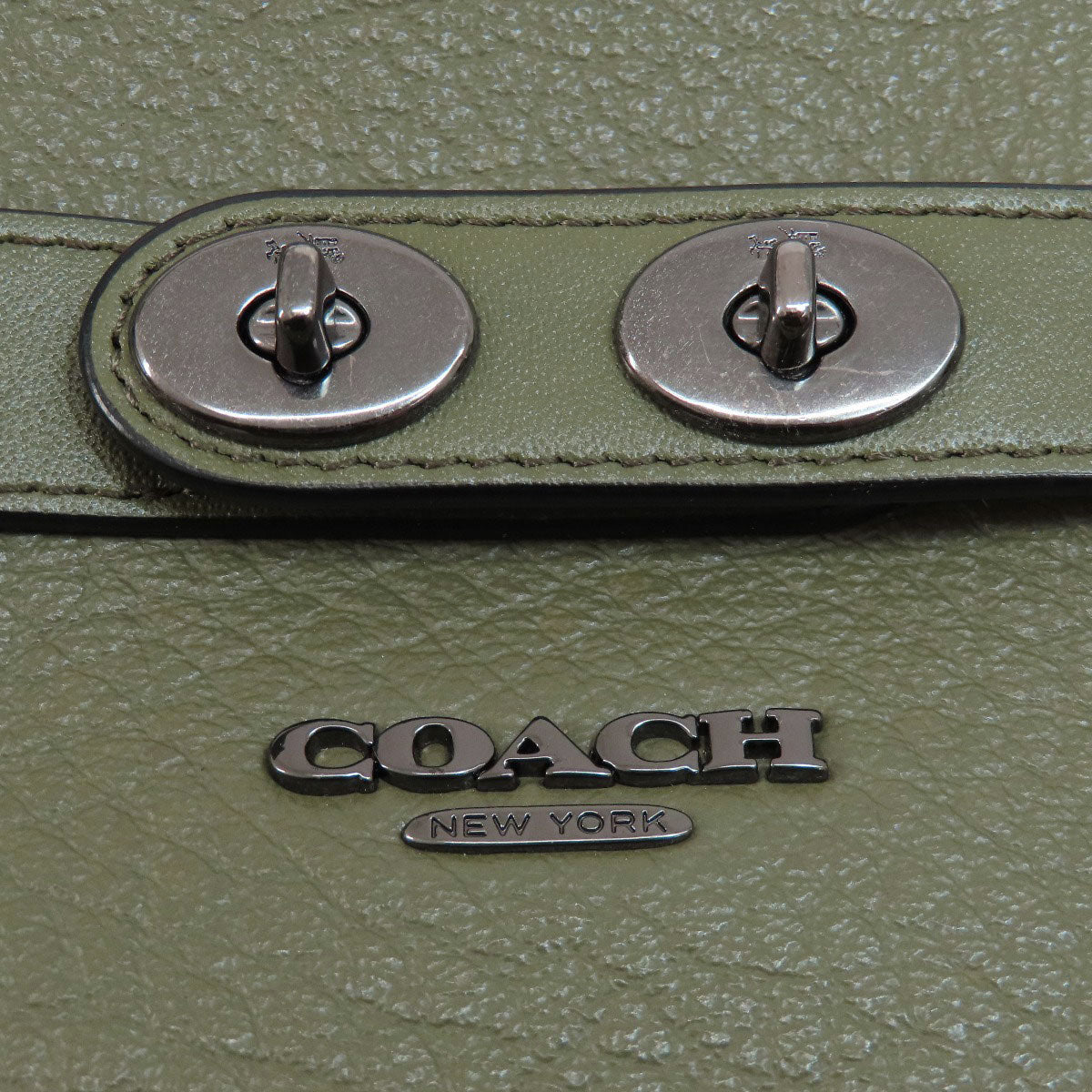 Coach Tote Bag F35359 Leather Green Logo Metal Women Used Authentic