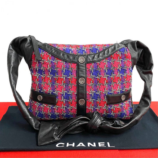 Chanel Shoulder Bag Tweed Pink Girl Chanel