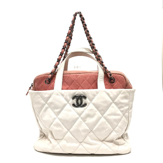 Chanel Shoulder Bag Leather / Suede White Cc Coco Mark Portobello Matelasse