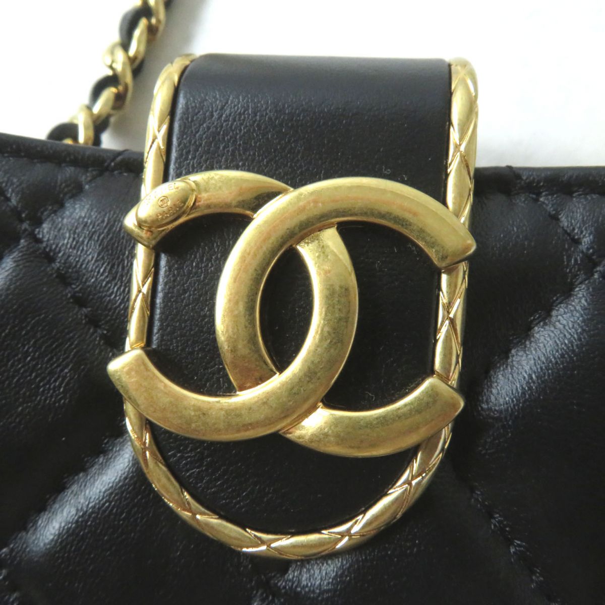 Chanel Shoulder Bag Main: Lambskin Black X Gold Metal Women Used Authentic